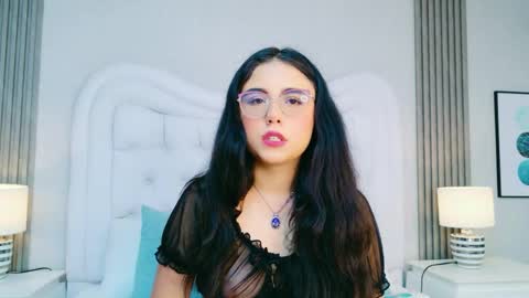 Scarlett Petrova online show from 04/20/26, 11:35