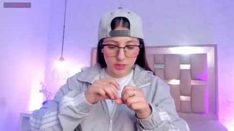 Scarlet online show from 04/21/26, 02:51