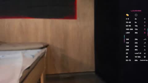 Snapshot of scarlettsinclaiir_ chatting on 12/17/25, 04:35 scarlettsinclaiir_ online show from 12/17/25, 04:35