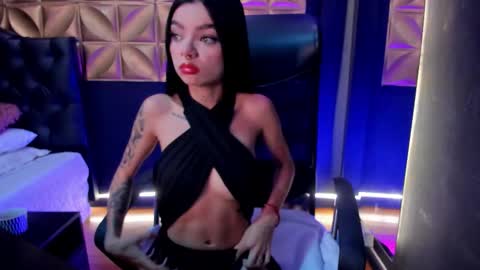 Snapshot of scarlettvelvett chatting on 10/02/25, 12:23 Scarlet online show from 10/02/25, 12:23