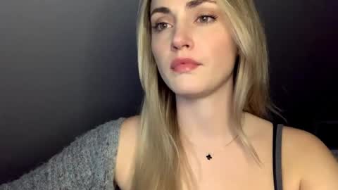 ScarlettxBlonde online show from 04/22/26, 08:10