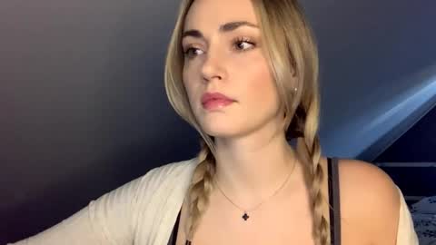 ScarlettxBlonde online show from 04/24/26, 06:38