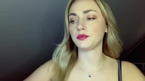 Snapshot of scarlettxblonde chatting on 05/16/26, 02:16 ScarlettxBlonde online show from 05/16/26, 02:16