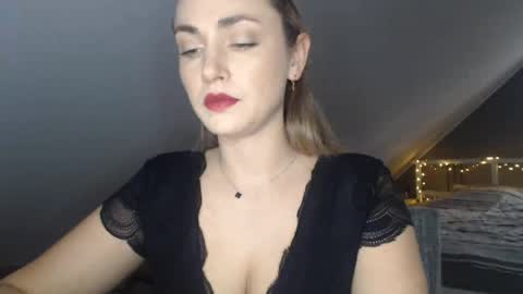 Snapshot of scarlettxblonde chatting on 06/01/26, 06:20 ScarlettxBlonde online show from 06/01/26, 06:20