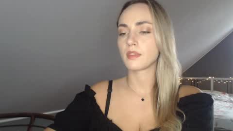 Snapshot of scarlettxblonde chatting on 07/07/26, 06:47 ScarlettxBlonde online show from 07/07/26, 06:47