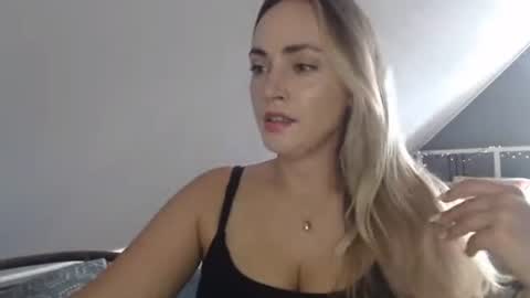 Snapshot of scarlettxblonde chatting on 07/22/26, 02:20 ScarlettxBlonde online show from 07/22/26, 02:20