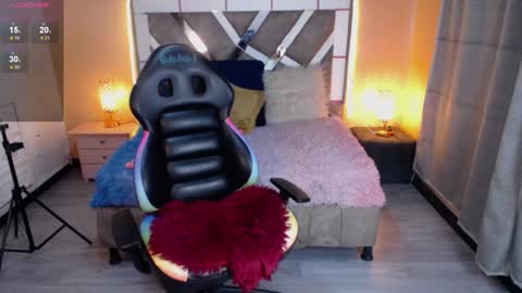 Scarllett online show from 12/19/24, 07:40