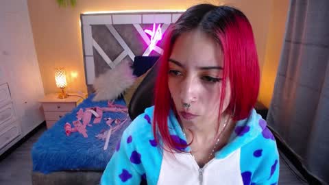 Scarllett online show from 12/24/24, 08:11