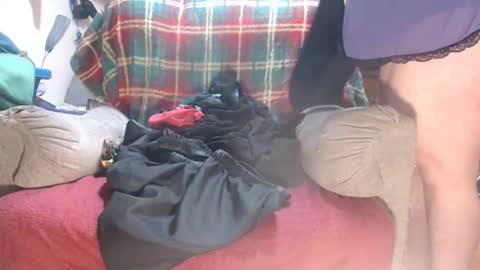 Scarlotta online show from 11/17/25, 09:42