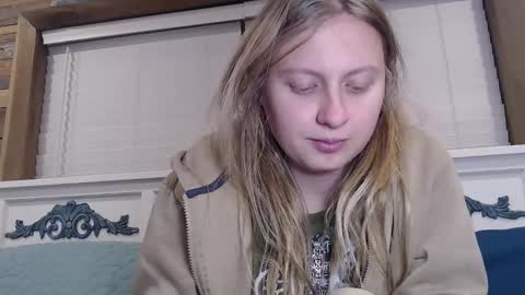 Snapshot of scartit chatting on 02/02/26, 11:47 ScarTit Bernhard online show from 02/02/26, 11:47