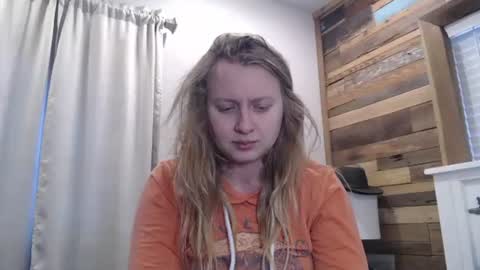 Snapshot of scartit chatting on 02/05/26, 10:47 ScarTit Bernhard online show from 02/05/26, 10:47