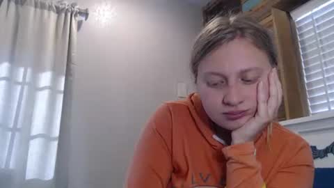 Snapshot of scartit chatting on 02/09/26, 08:35 ScarTit Bernhard online show from 02/09/26, 08:35