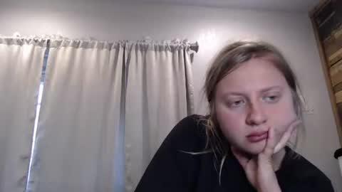 Snapshot of scartit chatting on 02/15/26, 04:25 ScarTit Bernhard online show from 02/15/26, 04:25