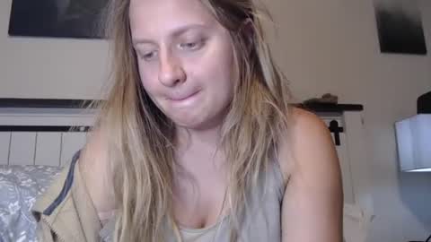 Snapshot of scartit chatting on 06/11/26, 02:53 ScarTit Bernhard online show from 06/11/26, 02:53