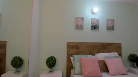 SCARLET online show from 04/23/26, 11:09