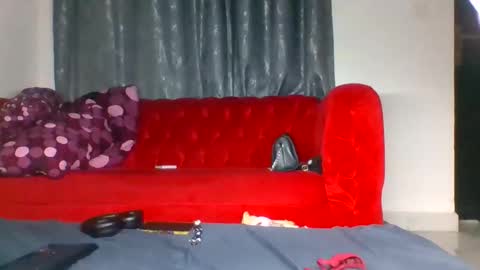 scentedfriction online show from 12/16/25, 01:32