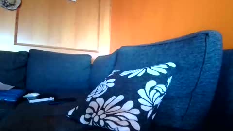 schmuhbaer1 online show from 12/02/25, 11:04