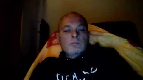 Snapshot of schnibschnab chatting on 10/02/25, 12:39 schnibschnab online show from 10/02/25, 12:39