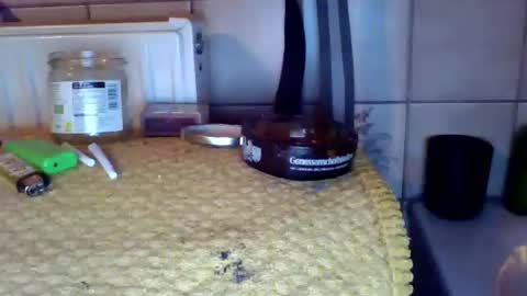 Snapshot of schnibschnab chatting on 10/16/25, 01:50 schnibschnab online show from 10/16/25, 01:50