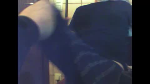 Snapshot of schnibschnab chatting on 12/15/25, 12:48 schnibschnab online show from 12/15/25, 12:48