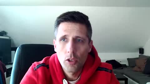 Snapshot of schnuckigeil chatting on 01/14/25, 01:49 Dildomen online show from 01/14/25, 01:49