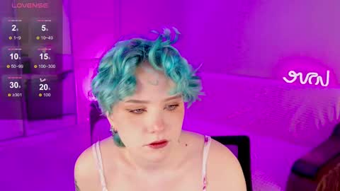 Snapshot of school_love chatting on 02/10/25, 01:01 Rina online show from 02/10/25, 01:01