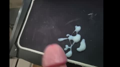 Snapshot of schosch01 chatting on 01/30/25, 02:15 schosch01 online show from 01/30/25, 02:15