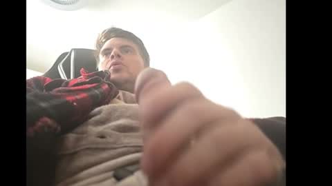 Snapshot of schosch01 chatting on 03/04/25, 02:53 schosch01 online show from 03/04/25, 02:53