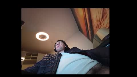 Snapshot of schosch01 chatting on 09/18/25, 09:39 schosch01 online show from 09/18/25, 09:39