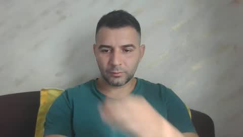 Snapshot of sclavro chatting on 09/25/25, 07:23 Alin online show from 09/25/25, 07:23