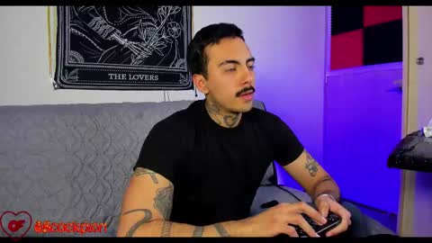 Snapshot of scockpion_ chatting on 01/17/26, 05:45 Alejandro help me to reach 200 thumps up online show from 01/17/26, 05:45