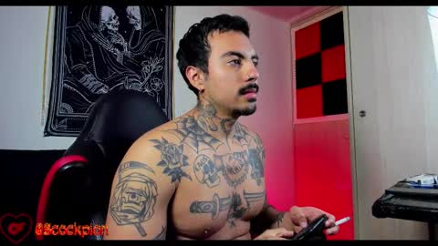 Snapshot of scockpion_ chatting on 02/19/26, 01:07 Alejandro help me to reach 200 thumps up online show from 02/19/26, 01:07