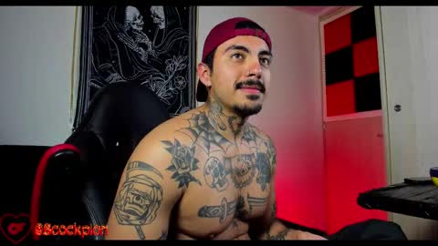 Snapshot of scockpion_ chatting on 02/20/26, 06:26 Alejandro help me to reach 200 thumps up online show from 02/20/26, 06:26