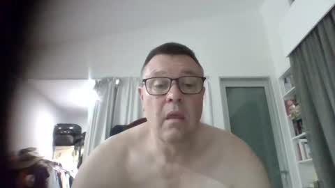 Scoobs online show from 12/19/24, 01:51