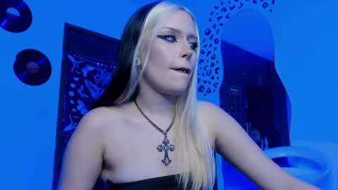 Goddess online show from 04/28/26, 02:27