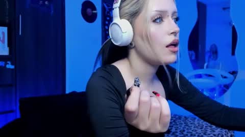 Goddess online show from 02/14/26, 12:29