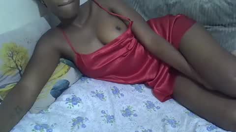 Snapshot of scorviaamanda254 chatting on 12/14/24, 04:45 Its Lilly online show from 12/14/24, 04:45