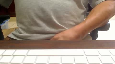 Snapshot of scottalone chatting on 10/29/25, 03:25 Scott online show from 10/29/25, 03:25