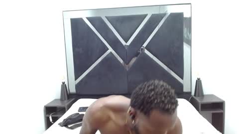 Snapshot of scottdamar chatting on 12/15/25, 06:34 Damar online show from 12/15/25, 06:34