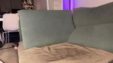 Snapshot of scottdior chatting on 11/26/25, 02:07 scottdior online show from 11/26/25, 02:07