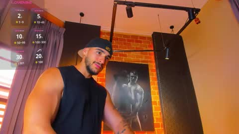 Scottfischer  online show from 11/20/25, 07:24