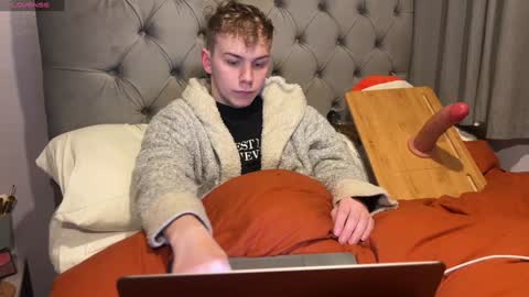 danny online show from 01/10/25, 05:13