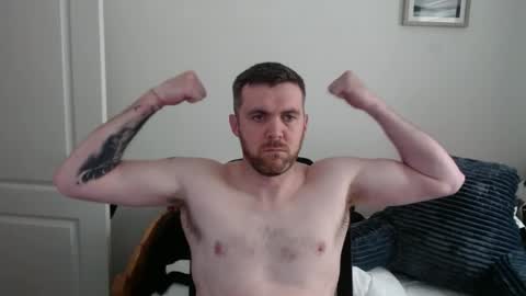 Snapshot of scottishbigdick87 chatting on 06/16/26, 10:40 scottishbigdick87 online show from 06/16/26, 10:40