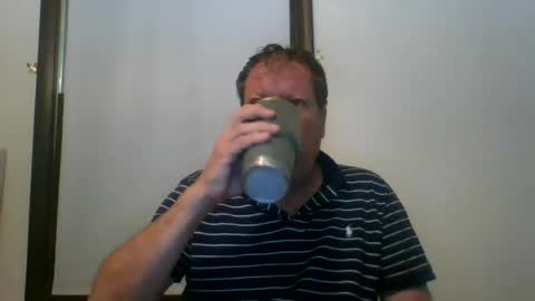 Snapshot of scottpbi52 chatting on 07/19/26, 04:33 scottpbi52 online show from 07/19/26, 04:33
