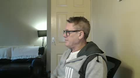 James online show from 01/01/25, 02:42