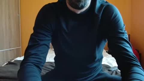 scotty_98 online show from 12/25/24, 12:37