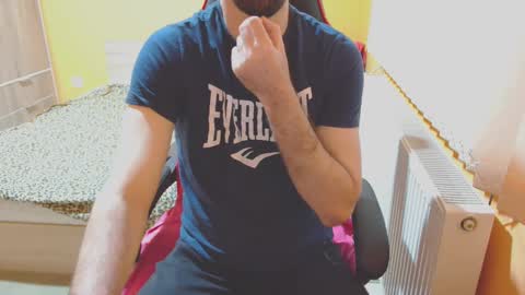 Snapshot of scotty_98 chatting on 01/13/25, 06:27 scotty_98 online show from 01/13/25, 06:27