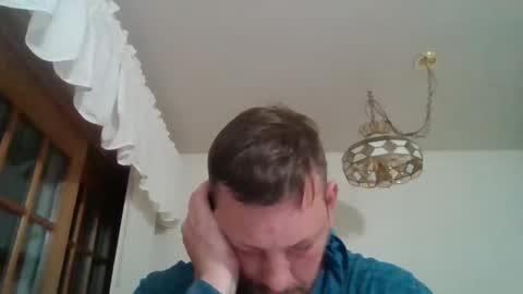 Snapshot of scottydoesntknow0 chatting on 12/19/24, 04:23 scottydoesntknow0 online show from 12/19/24, 04:23