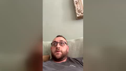 Snapshot of scousegay4 chatting on 02/14/26, 11:29 StraightScouse online show from 02/14/26, 11:29