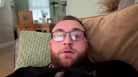 Snapshot of scousegay4 chatting on 02/21/26, 03:13 StraightScouse online show from 02/21/26, 03:13